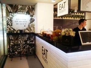 5ENSI si Eat Society in ansamblul Aviatorilor 8 din Piata Victoriei din Bucuresti