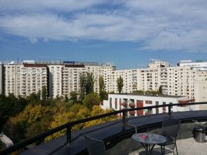 Bucurestiul din Buzesti - Victoriei vazut din restaurantul Upstairs Rooftop
