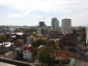 Bucurestiul din Buzesti - Victoriei vazut din restaurantul Upstairs Rooftop
