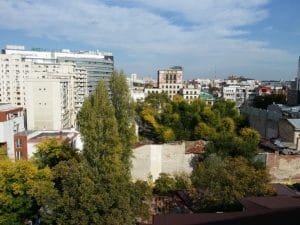 Bucurestiul din Buzesti - Victoriei vazut din restaurantul Upstairs Rooftop