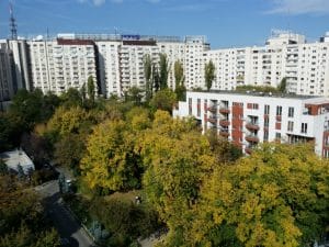 Bucurestiul din Buzesti - Victoriei vazut din restaurantul Upstairs Rooftop