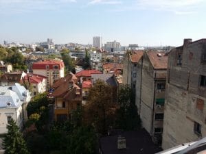 Bucurestiul din Buzesti - Victoriei vazut din restaurantul Upstairs Rooftop