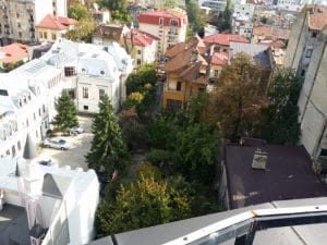 Bucurestiul din Buzesti - Victoriei vazut din restaurantul Upstairs Rooftop