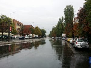 Bulevardul Basarabia la Arena Nationala, cu Damascus Palace si Trattoria Buongiorno