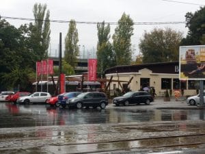 Bulevardul Basarabia la Arena Nationala, cu Damascus Palace si Trattoria Buongiorno