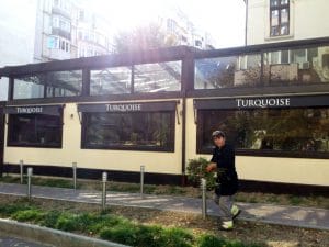 Bulevardul Decebal, cu restaurantele Turquoise, Padthai, Ruby Tuesday si Tress