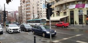 Bulevardul Decebal, cu resturantele La Conac, Zvon, Funky si altele