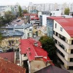 Calea Dorobantilor vazuta de pe terasa hotelului Marshall Garden din Bucuresti