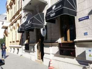 Camera din Fata, cafenea in Piata Amzei din Bucuresti