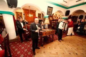 Cavalerii Vinului la Jaristea