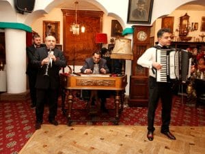 Cavalerii Vinului la Jaristea