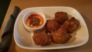 Cina daneza la Charels de Gaulle in Bucuresti