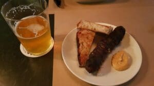 Cina daneza la Charels de Gaulle in Bucuresti