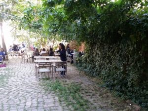 Contego Cafe, cafenea studenteasca la Piata Kogalniceanu in Bucuresti
