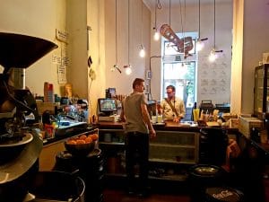 Contego Cafe, cafenea studenteasca la Piata Kogalniceanu in Bucuresti