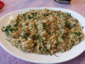 Da Giulio, restaurant cu bucatarie italiana populara in Calea Dudesti din Bucuresti