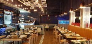 Dancing Lobster, restaurant portughez in complexul Pescariu Sports and Spa