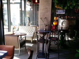 Funky Resto-Bar, cafenea, restaurant si club in Calea Dorobantilor