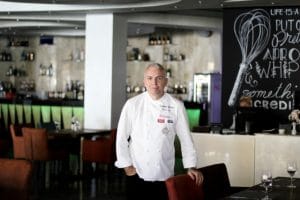 Interviu Restocracy cu Chef Constantin Ghimpu, Aqua Garden Militari Residence Interviu Restocracy cu Chef Constantin Ghimpu, Aqua Garden Militari Residence