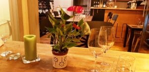 Lovin, winebar cu bistrou la Piata Dorobantilor din Bucuresti