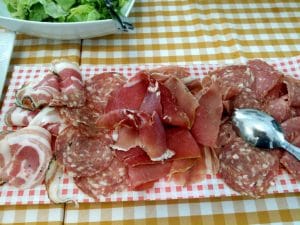 Nonna Mia, restaurant italian traditional la Piata Sfantul Stefan in Bucuresti