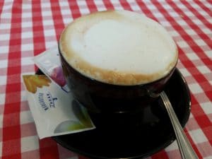 Nonna Mia, restaurant italian traditional la Piata Sfantul Stefan in Bucuresti