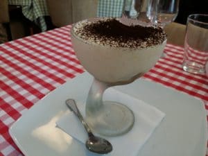 Nonna Mia, restaurant italian traditional la Piata Sfantul Stefan in Bucuresti