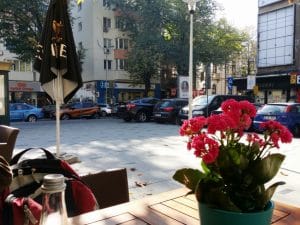 Piata Amzei, cu Ryans, Camera din Fata si alte restaurante si cafenele