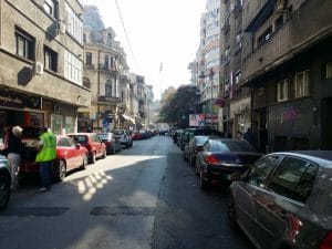 Piata Amzei, cu Ryans, Camera din Fata si alte restaurante si cafenele