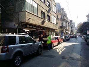 Piata Amzei, cu Ryans, Camera din Fata si alte restaurante si cafenele