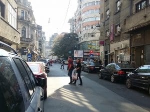 Piata Amzei, cu Ryans, Camera din Fata si alte restaurante si cafenele