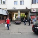 Piata Amzei cu restaurantele The Harbour si Ryans Irish Pub