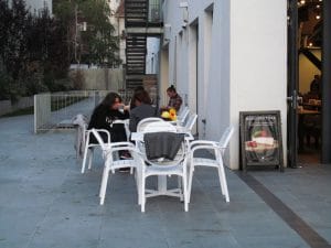 Restaurantele si cafenelele din cladirea de birouri Aviatorilor 8 din Piata Victoriei, Bucuresti