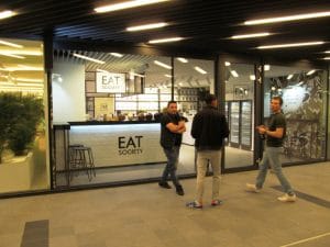 Restaurantele si cafenelele din cladirea de birouri Aviatorilor 8 din Piata Victoriei, Bucuresti