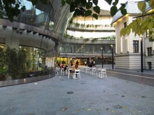 Restaurantele si cafenelele din cladirea de birouri Aviatorilor 8 din Piata Victoriei, Bucuresti