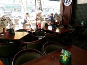 Ryans Irish Pub, restaurant cu specific irlandez in Piata Amzei
