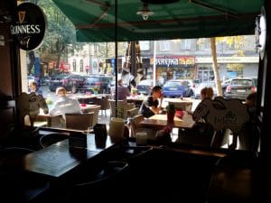 Ryans Irish Pub, restaurant cu specific irlandez in Piata Amzei