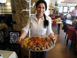 Un pranz in stil arabesc la Damascus Palace, in Bucuresti