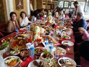 Un pranz in stil arabesc la Damascus Palace, in Bucuresti