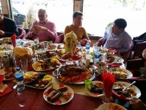 Un pranz in stil arabesc la Damascus Palace, in Bucuresti