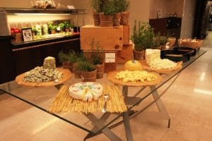 Brunch la Hilton cu vinuri Kvint din Transnistria, food & wine pairing