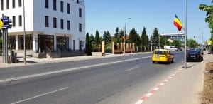 Bulevardul Pipera, in dreptul Bisericii Adormirea Maicii Domnului si al restaurantului Arabesk