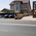 Bulevardul Pipera, in dreptul Bisericii Adormirea Maicii Domnului si al restaurantului Arabesk