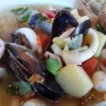 CAVA Bistro, bucatarie internationala cu produse controlate la Piata Floreasca
