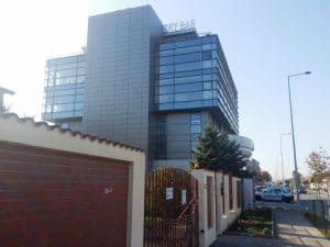 Cartierul Pipera vazut de pe terasa restaurantului Elfi Sky Bar