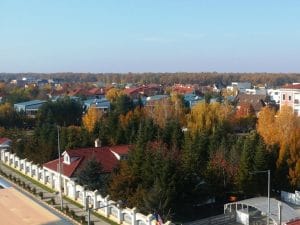 Cartierul Pipera vazut de pe terasa restaurantului Elfi Sky Bar