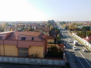 Cartierul Pipera vazut de pe terasa restaurantului Elfi Sky Bar