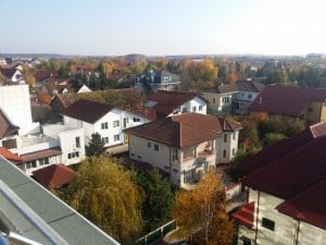 Cartierul Pipera vazut de pe terasa restaurantului Elfi Sky Bar