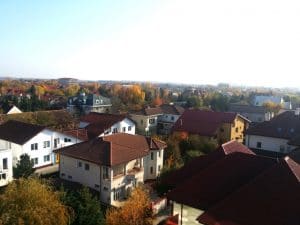 Cartierul Pipera vazut de pe terasa restaurantului Elfi Sky Bar