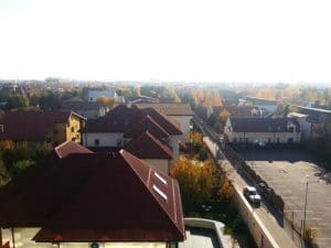 Cartierul Pipera vazut de pe terasa restaurantului Elfi Sky Bar